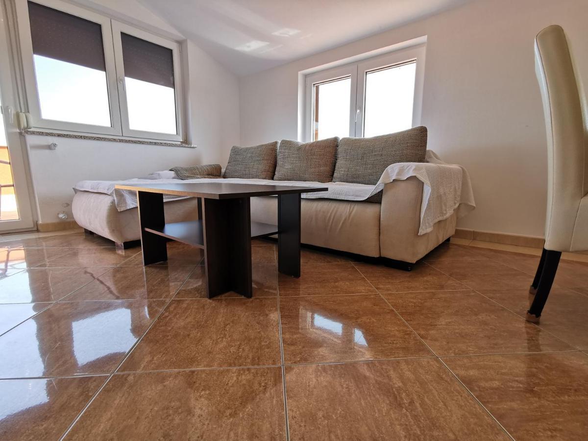 Apartments Kaja By Rent Istria Kaštel Eksteriør billede