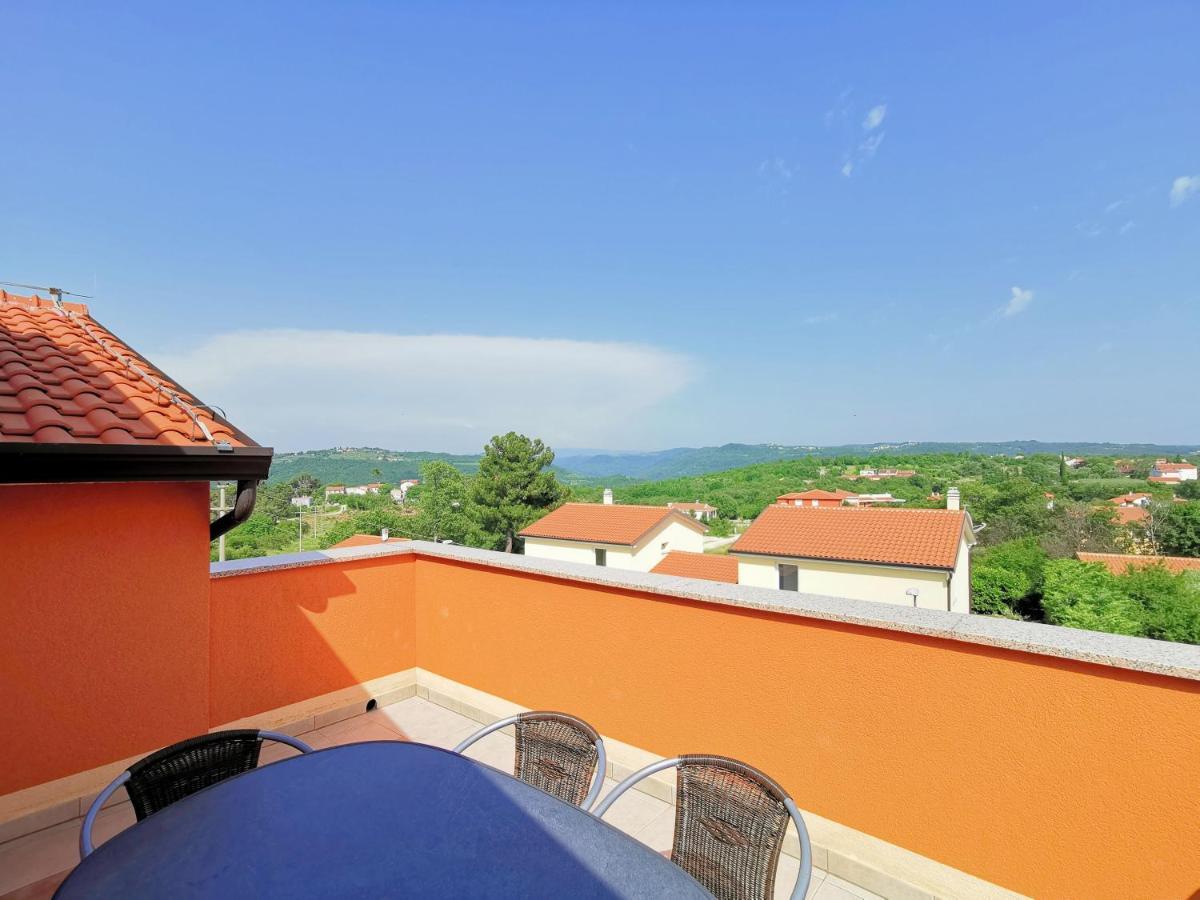 Apartments Kaja By Rent Istria Kaštel Eksteriør billede