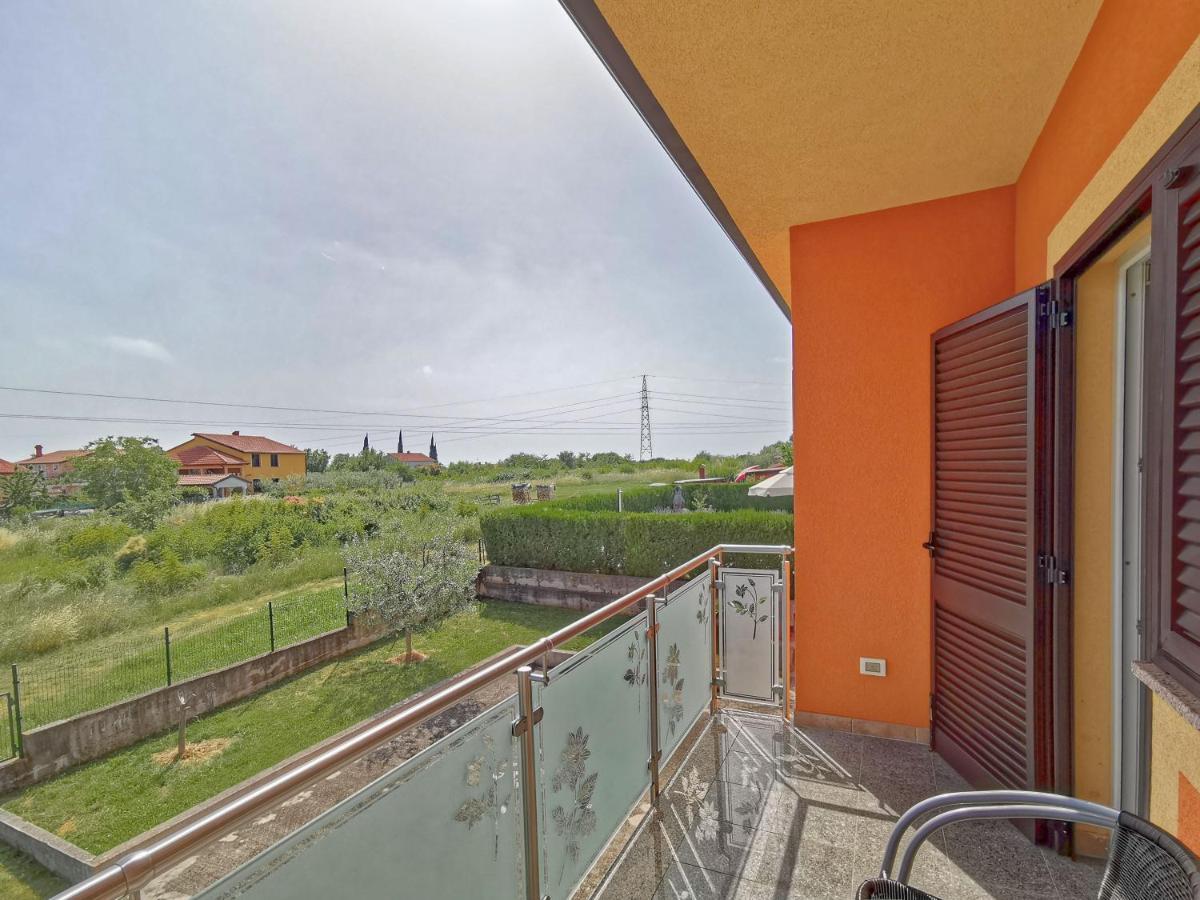 Apartments Kaja By Rent Istria Kaštel Eksteriør billede